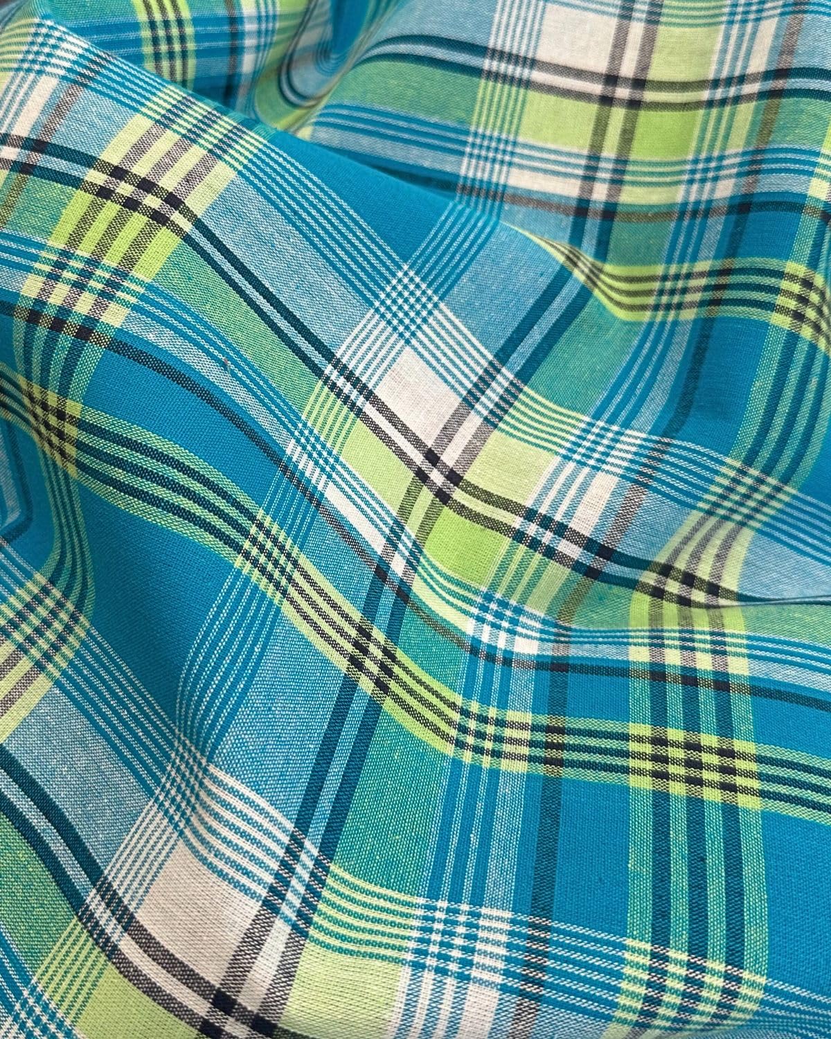 Madras Antillean Guadeloupe Fabric 11 Colours Oeko-Tex 150 g/m² – per 50 cm – For Costumes, Furnishings, Dresses, Caribbean Skirts (Red Orange Yellow Black)